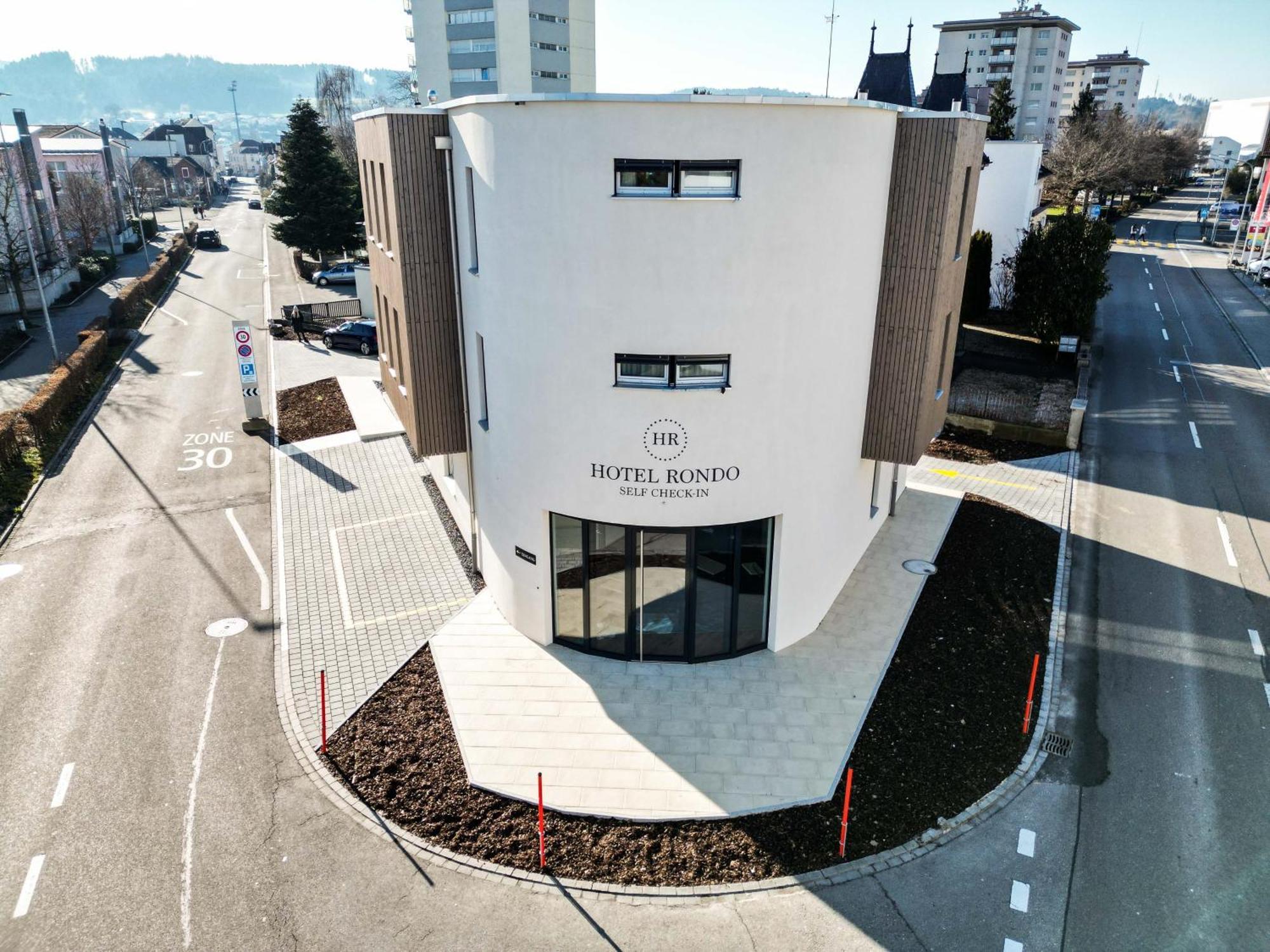 Hotel Rondo - Self-Check-In Wil Esterno foto
